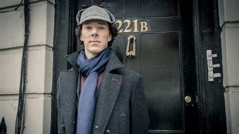 ¿Has visto Sherlock la serie británica de misterio y crimen que sigue las aventuras del icónico detective Sherlock Holmes?